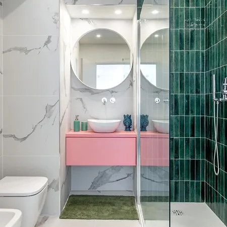 Apartment Stylish - Casa Leone - Center Triest
